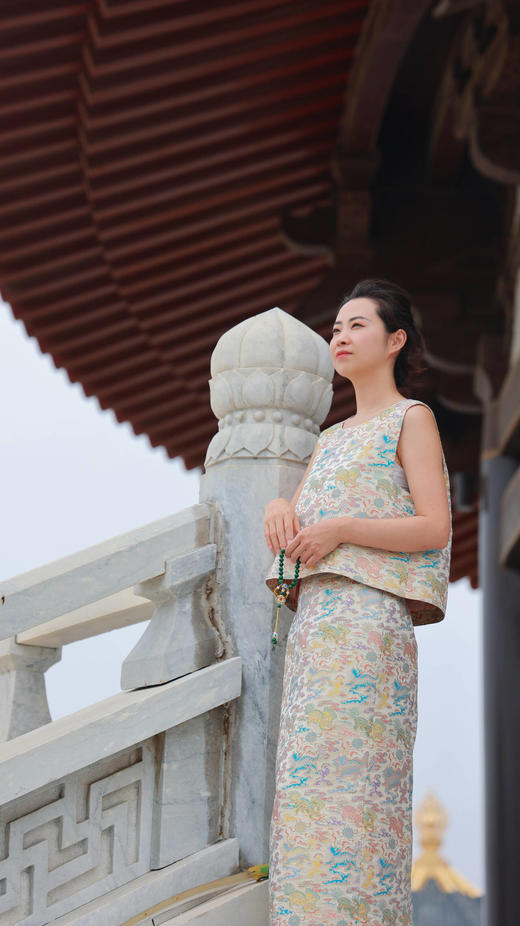 小蛟龙-套装（织金妆花-坎24704756Y-大赤+织金妆花-半裙24706757Y-大赤） 商品图5