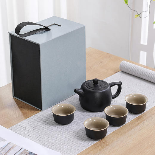 【经典】德化陶瓷一壶四杯旅行套装 商品图1