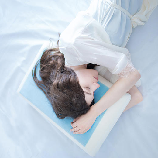 TOTONUT凝胶枕 | 慢回弹记忆棉 柔软支撑 舒适亲肤 降温冰枕 四季可用 商品图2