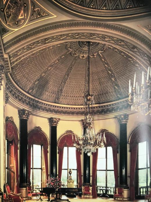 伦敦：城市揭秘 数百幅彩色插图 精装大16开 商品图13