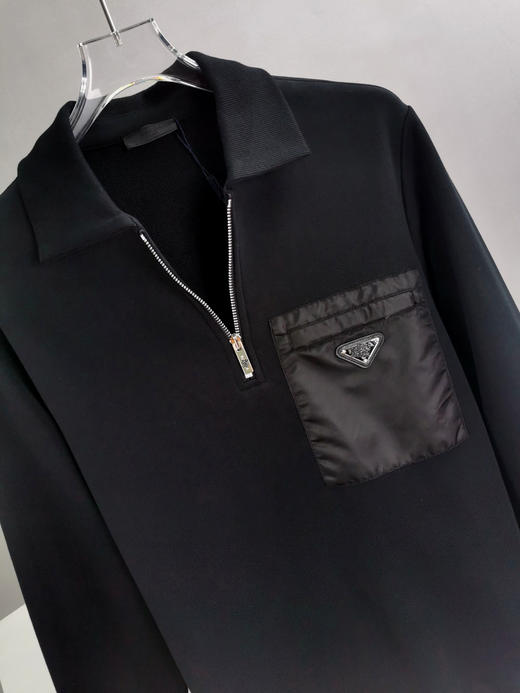 金属三角标 2024秋季新款 胸前贴布口袋 拼接半拉链翻领卫衣 Z-11895 商品图2