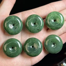 碧玉吊坠-平安扣