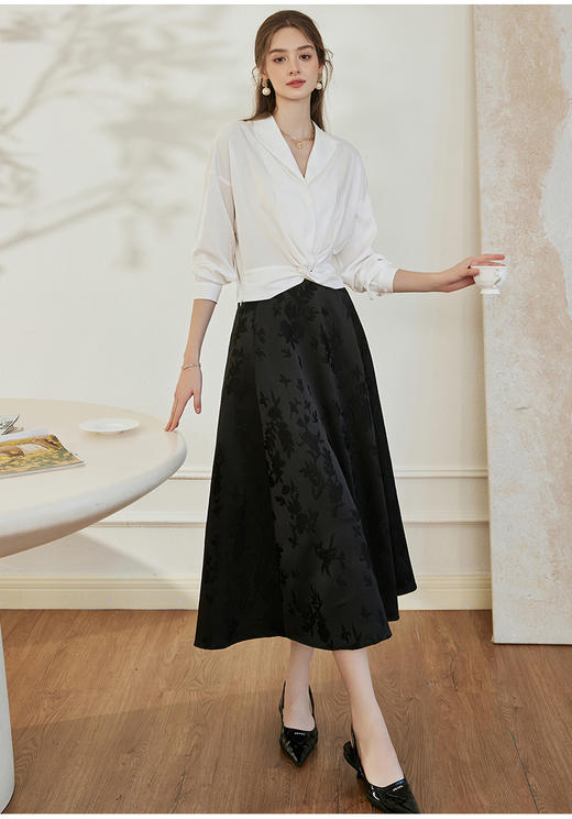 罗衣新中式中国风提花半身裙2024秋季新款高腰黑色大摆长裙10039 商品图3