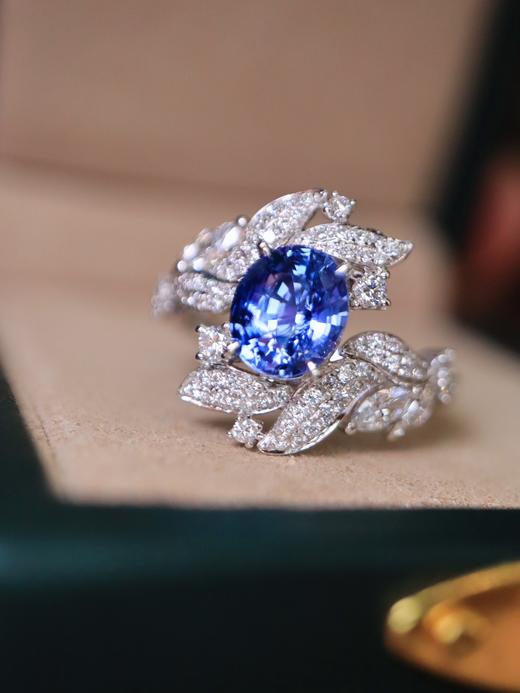 1.56ct 4.03g 蓝宝石戒指 商品图4