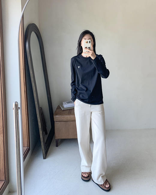 现货 THS 8.10-无  B家 情侣款 水柔棉汗布 巨巨巨柔软长袖刺绣T恤 2色 QH439 商品图4