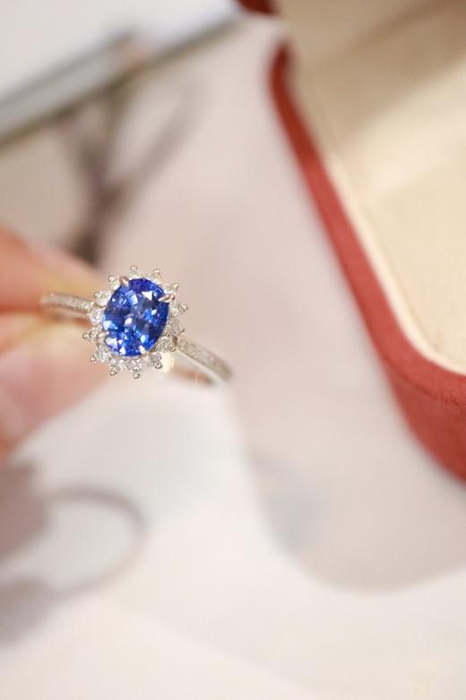 1.23ct 蓝宝石戒指 商品图4