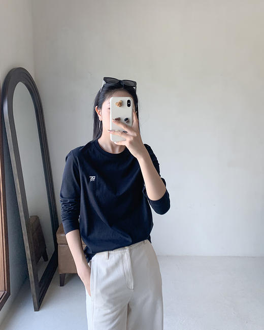 现货 THS 8.10-无  B家 情侣款 水柔棉汗布 巨巨巨柔软长袖刺绣T恤 2色 QH439 商品图1