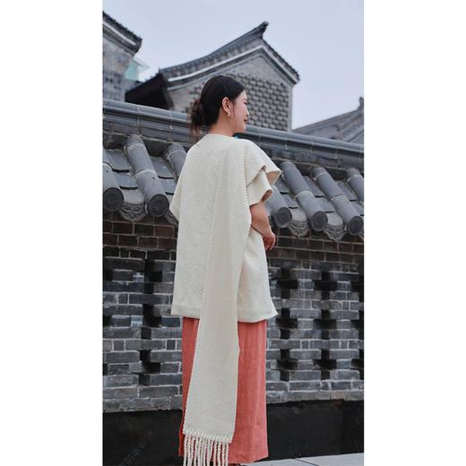 【线上专属】遇见敦煌-流苏披肩（24805920Y-胡杨白） 商品图3