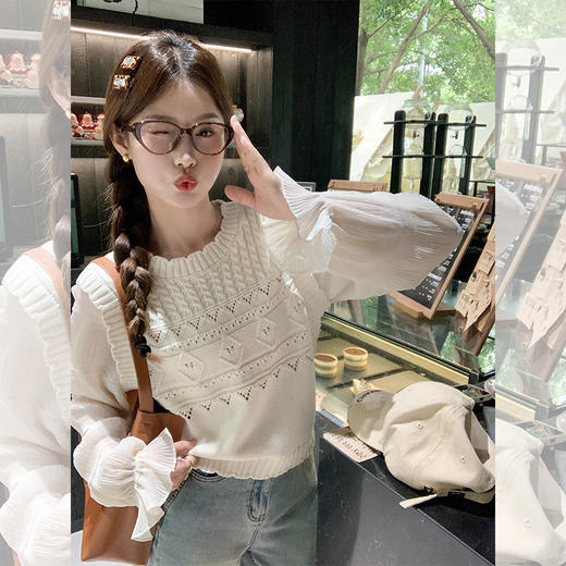 <曾小咸推荐>【温柔花边】毛织拼接雪纺袖子上衣 商品图0