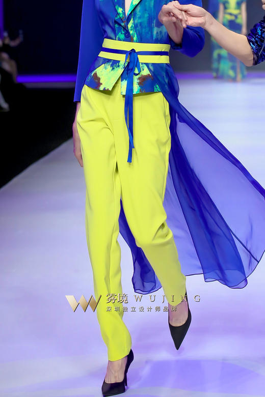 2202022 蓝萤精灵裤子 雾境 商品图0