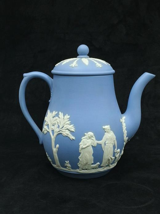 英产威基伍德碧玉浮雕茶壶 商品图3