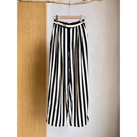 【包邮发顺丰】洛诗琳夏季新款杏底黑条优雅时尚人丝亚麻条纹长裤KTT219 商品图5