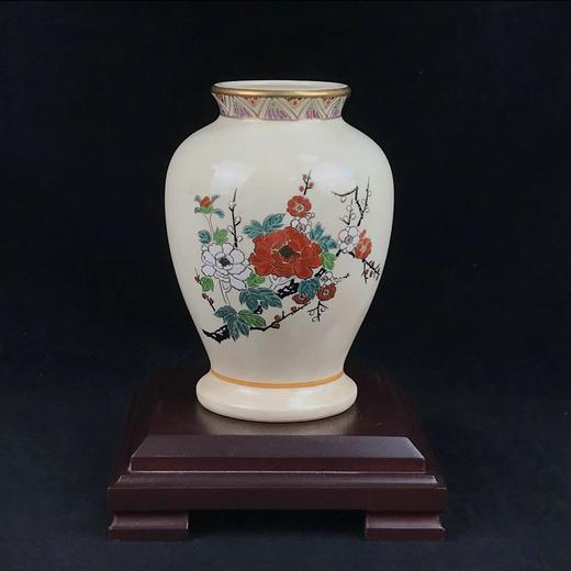 日本萨摩烧梅花瓶 带原盒 商品图0