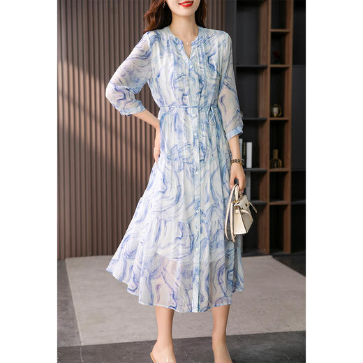 89249原形V领真丝桑蚕丝连衣裙女2024夏季新款高级感温柔风扎染长裙子 商品图3