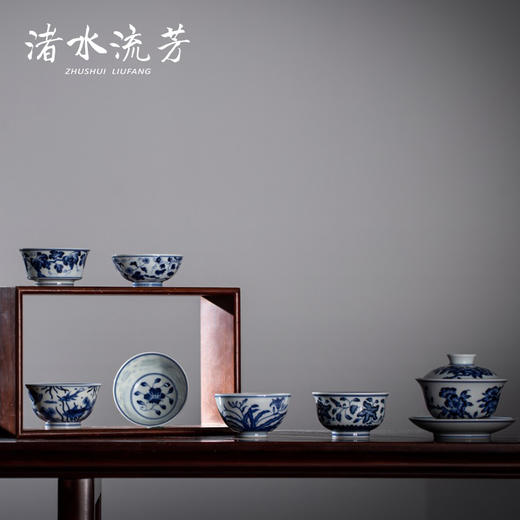 渚水流芳青花玲珑山石花卉碗  年年有鱼图撇口杯 葡萄马蹄杯 蔷薇花卉纹盖碗（缺货） 商品图0