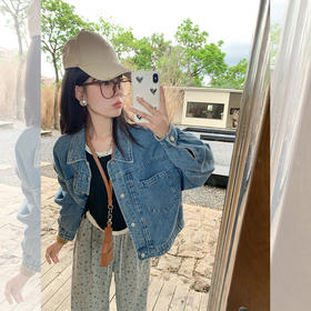 <曾小咸推荐>【时髦牛仔】蓝色牛仔短款外套