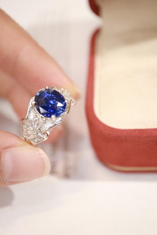 3.19ct 蓝宝石戒指 商品图4