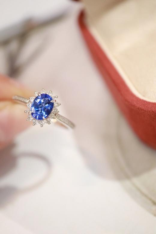 1.23ct 蓝宝石戒指 商品图1
