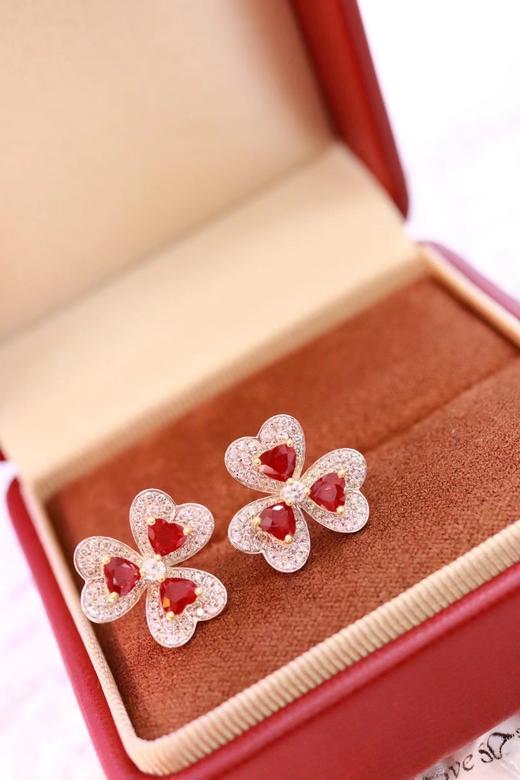 1.39ct 红宝石耳钉 商品图4