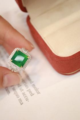 4.53ct 祖母绿戒指吊坠