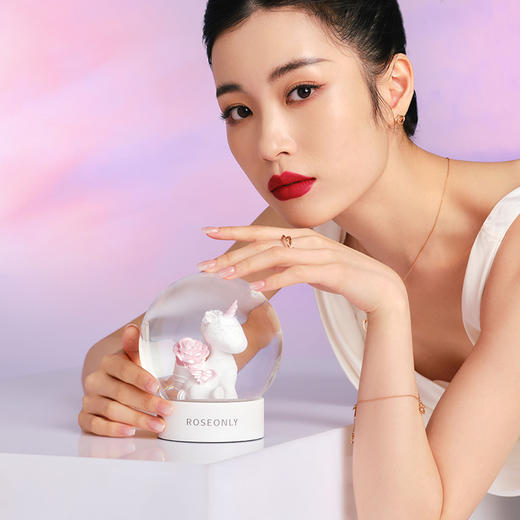 【水球摆件】ROSEONLY诺誓 玫瑰居家 玫瑰饰品 水球 独角兽水球 送朋友 送闺蜜 商品图1
