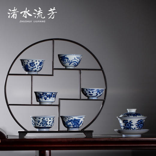 渚水流芳青花缠枝百合花儒士杯  瓜果草虫纹圆口杯  百合花卉杯（缺货） 商品图0