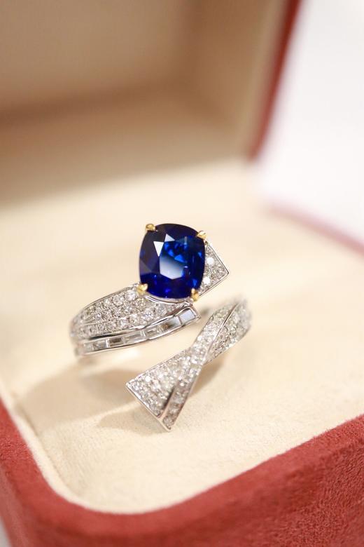 1.76ct 蓝宝石戒指 商品图5