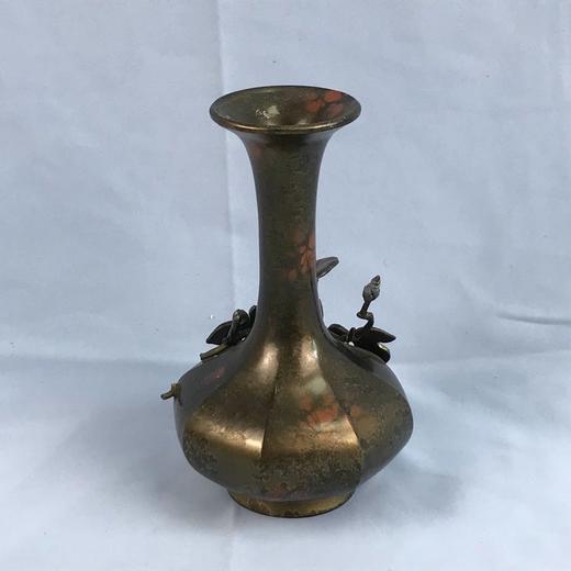 【有瑕疵】牵牛花浮雕铜花瓶 商品图1