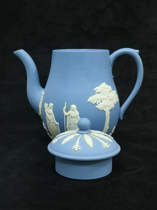 英产威基伍德碧玉浮雕茶壶 商品图1