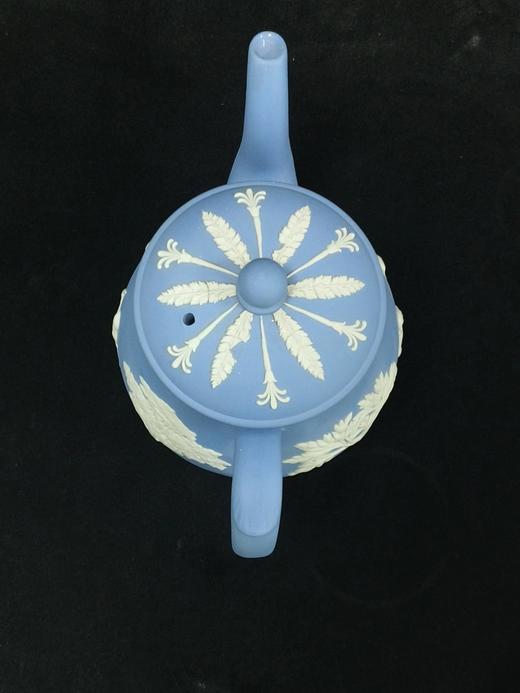英产威基伍德碧玉浮雕茶壶 商品图2