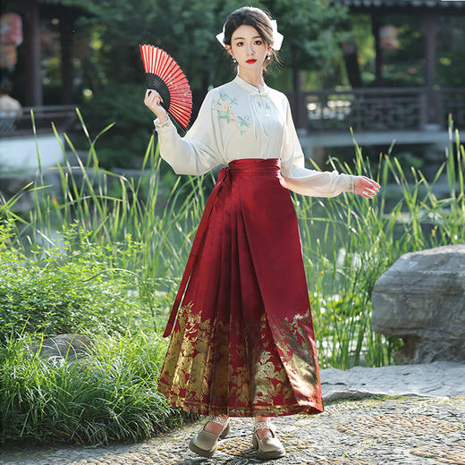 2024新款秋主原创织金汉服马面裙新中式明制国风刺绣马面裙MLS101 商品图3