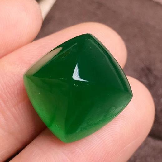 19.37ct 祖母绿裸石 商品图1