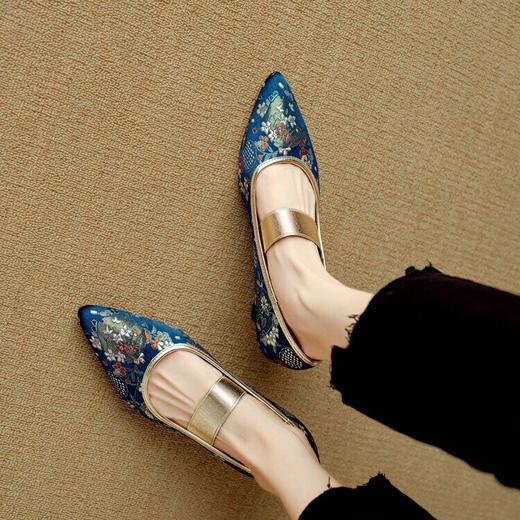 【预售5天】新中式玛丽珍单鞋春秋季新款绑带低跟国风配裙子女鞋DB&M5999 商品图3