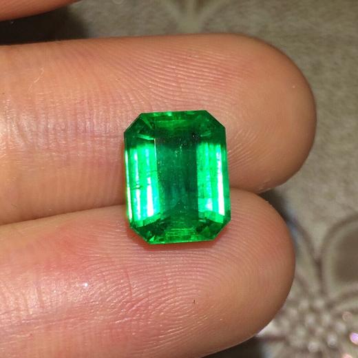 3.11ct 祖母绿裸石 商品图2