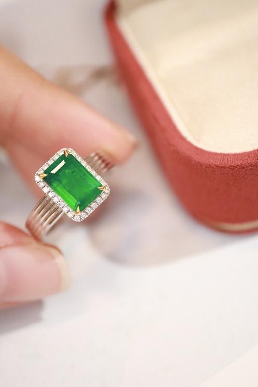 1.68ct 祖母绿戒指 商品图0
