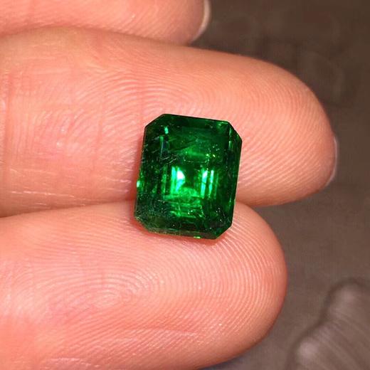 2.15ct 祖母绿裸石 商品图0