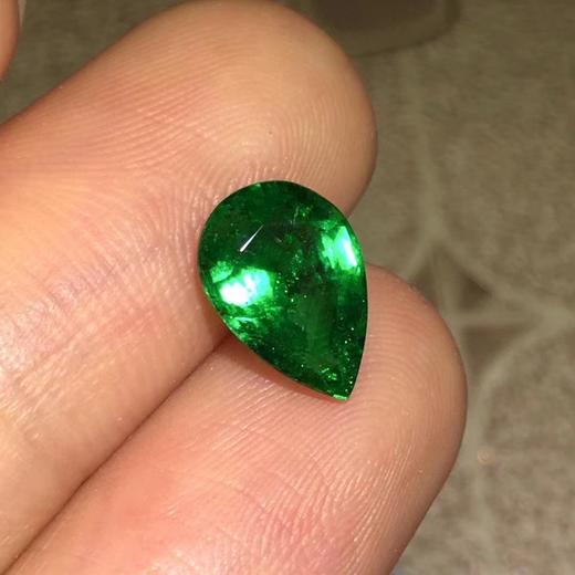 1.9ct 祖母绿裸石 商品图3