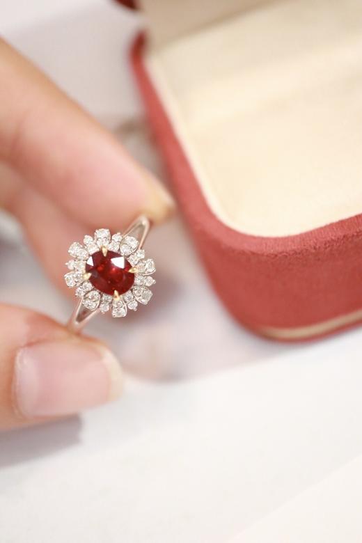 1.03ct 红宝石戒指 商品图3
