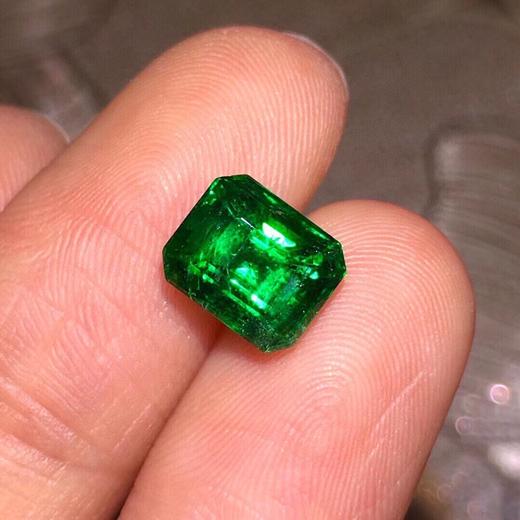 2.15ct 祖母绿裸石 商品图1