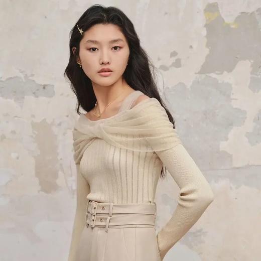 MAXRIENY一字肩套头针织2023秋款美拉德穿搭上衣女MC88SW543M40 (货号:MC88SW543M40) 商品图4
