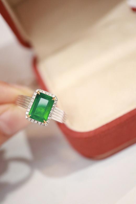 1.68ct 祖母绿戒指 商品图3
