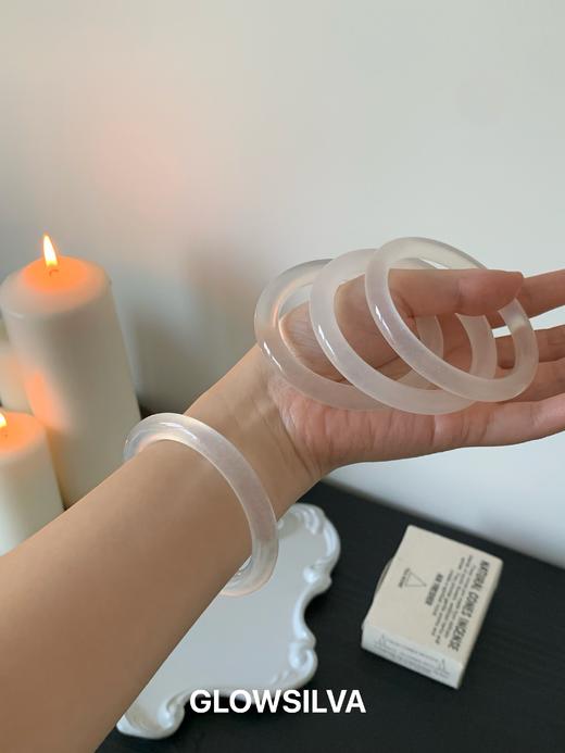 白月光 冰种石英岩玉手镯 商品图3