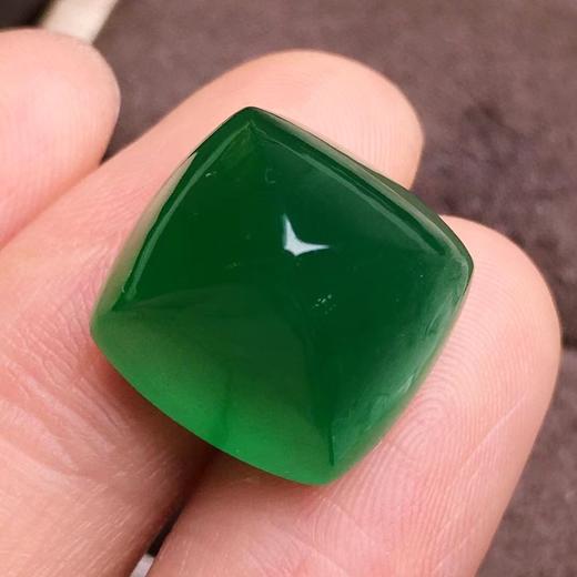 19.37ct 祖母绿裸石 商品图2