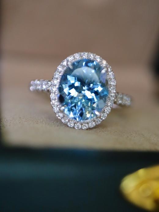 2.04ct 3.53g 海蓝宝戒指 商品图1