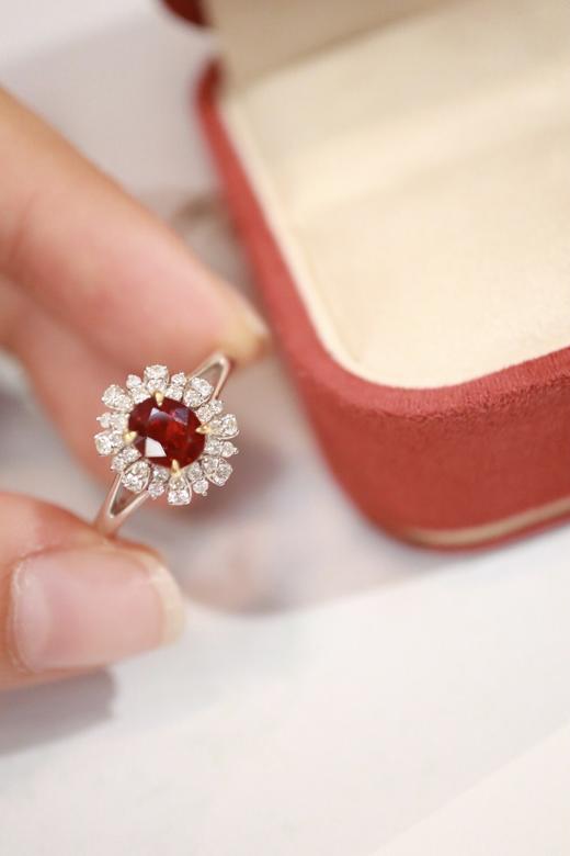 1.03ct 红宝石戒指 商品图5
