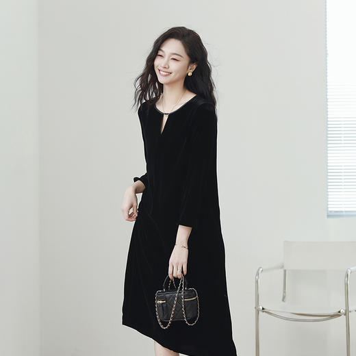 火桐hooton 新中式丝绒连衣裙633449 商品图0