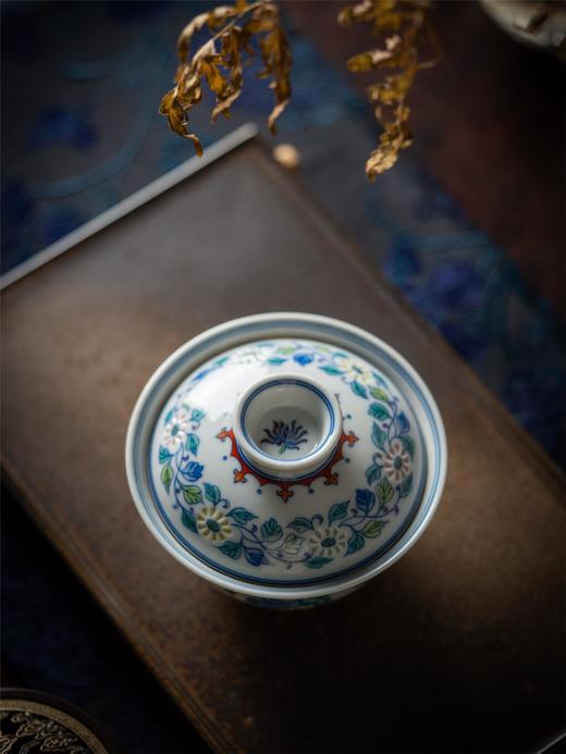 富玉窑  景德镇手工青花斗彩团菊玲珑主人杯盖碗茶具套组 商品图5