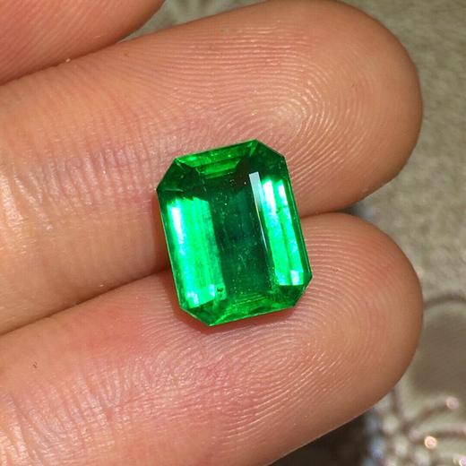 3.11ct 祖母绿裸石 商品图4