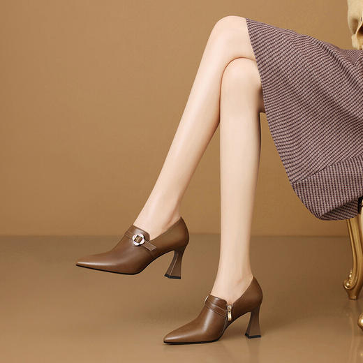 【预售5天】欧美单鞋深口尖头小皮鞋，百搭时尚春秋季粗跟高跟女鞋HY&H3493 商品图2