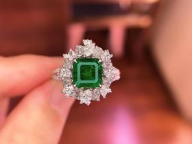 1.35ct 7.32g 祖母绿戒指吊坠